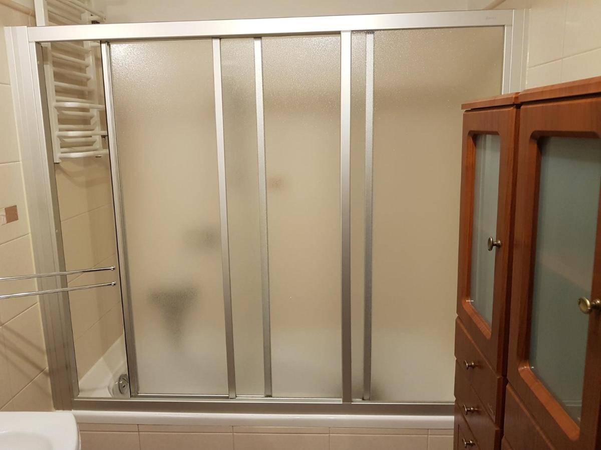 Apartament Janowskie Blonia Rumia Ngoại thất bức ảnh