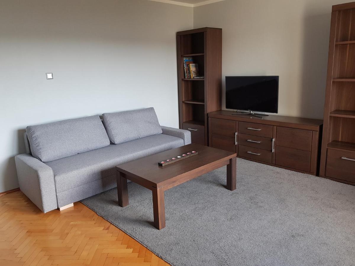 Apartament Janowskie Blonia Rumia Ngoại thất bức ảnh