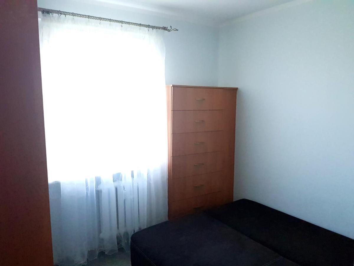 Apartament Janowskie Blonia Rumia Ngoại thất bức ảnh