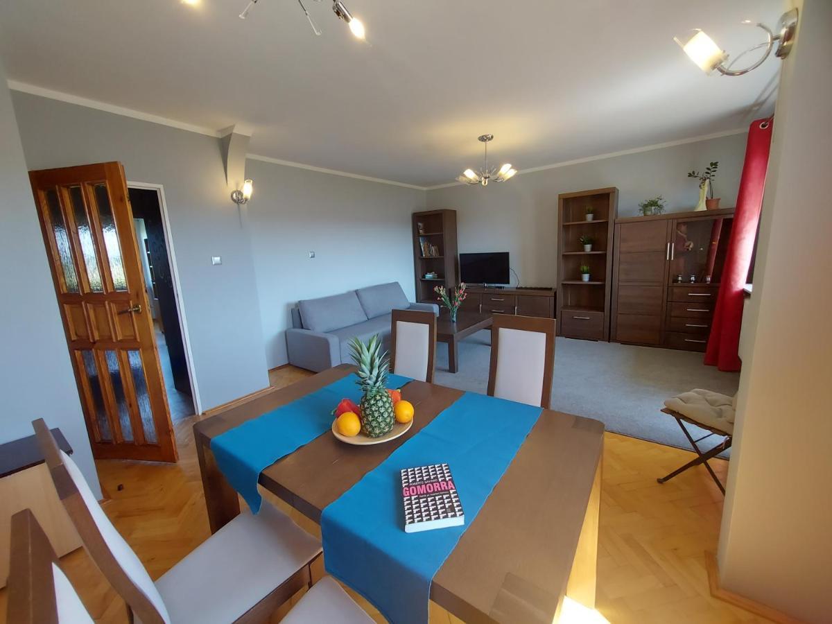 Apartament Janowskie Blonia Rumia Ngoại thất bức ảnh